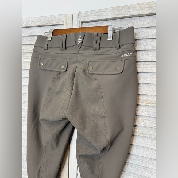 Ariat Pro Tri Factor Grip Full Seat Breeches Women’s Size 32R - Picture 5 of 7